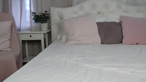 Jena  dont forget to thumbs up your rating is so important to me  online show from February 28, 6:32 am