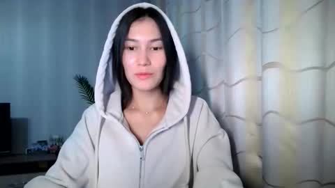 jenariva online show from November 22, 2:37 pm