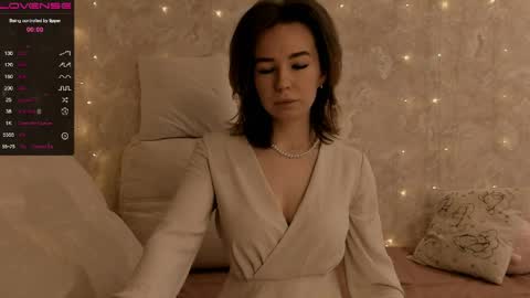 EvaSileZ online show from April 7, 8:38 am