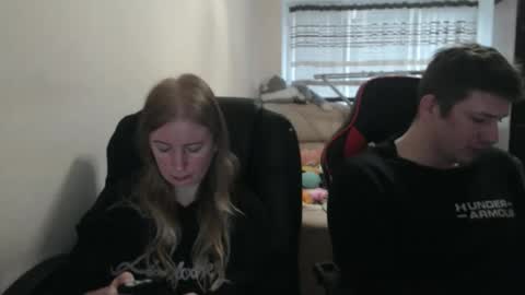 JenisAndPeter online show from October 9, 7:14 am