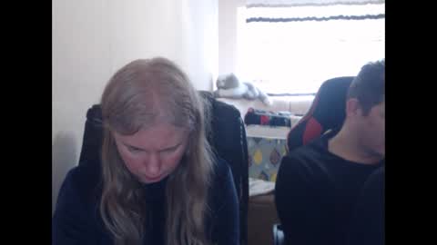 JenisAndPeter online show from March 29, 8:38 am