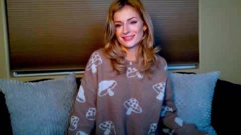 Jenna J. Morrison online show from November 25, 1:37 am