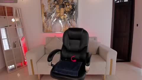 Jenna Olson  online show from February 23, 6:43 pm