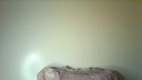 jenncuty9 online show from June 8, 1:50 am