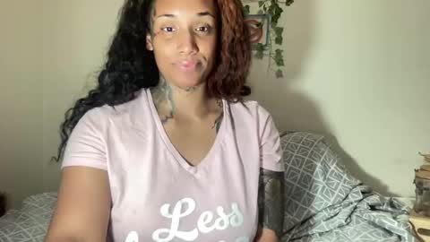 Snapshot of jenni_cash chatting on October 20, 6:51 am Mistress Jenni online show from October 20, 6:51 am