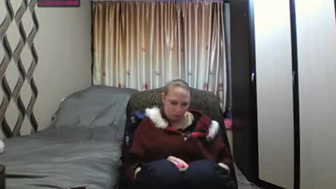 JenniDeep online show from February 8, 6:11 pm