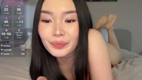 jennie_yung online show from February 24, 6:38 am