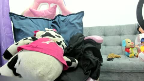 jennifer_bodyy0404 online show from August 8, 2:43 am