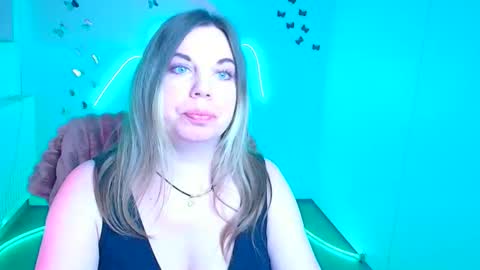 Jennifer online show from March 9, 6:51 am