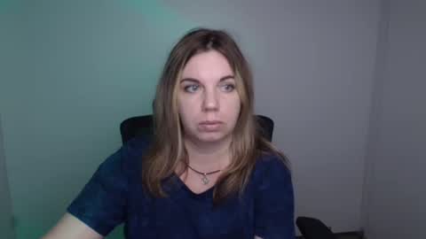 Jennifer online show from September 9, 2:39 pm