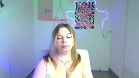 Jennifer online show from October 22, 6:27 am