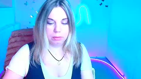 Jennifer online show from April 9, 6:41 am