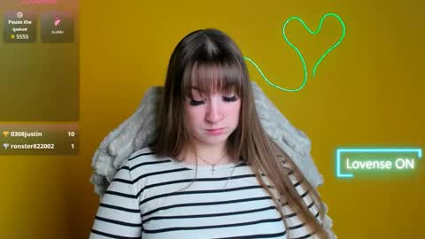 Jennifer online show from November 4, 6:37 am