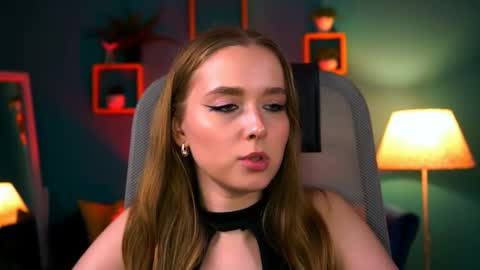 Snapshot of jennifergraces chatting on September 20, 10:24 pm Jennifer online show from September 20, 10:24 pm