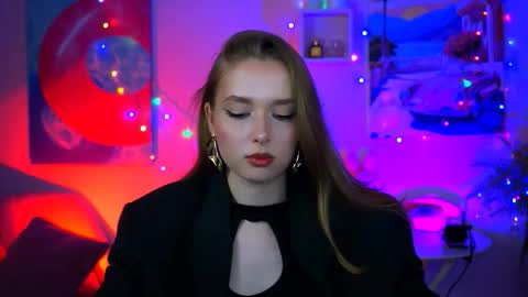 Snapshot of jennifergraces chatting on October 17, 1:37 pm Jennifer online show from October 17, 1:37 pm