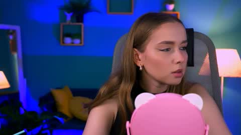 Snapshot of jennifergraces chatting on September 10, 8:21 pm Jennifer online show from September 10, 8:21 pm