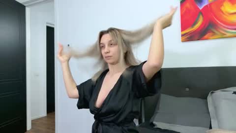 Jenny online show from November 14, 10:55 pm