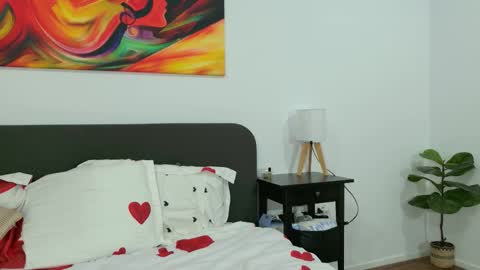 Jenny online show from October 31, 9:04 pm