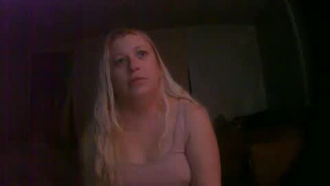 jen online show from May 7, 10:22 am