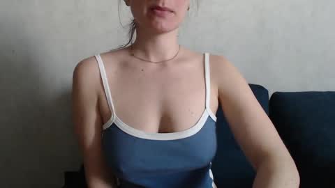 Jenny online show from May 5, 8:31 am