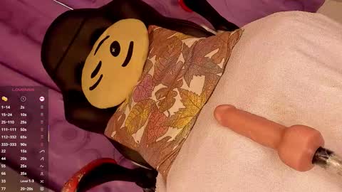 jenn online show from November 11, 11:01 am