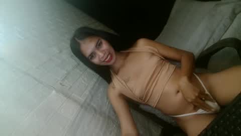 PRETTY JENNY online show from February 24, 9:31 pm