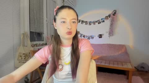 Jennifer Jenny Darling   online show from January 17, 7:16 pm