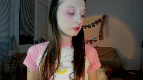 Jennifer Jenny Darling   online show from March 10, 7:07 pm