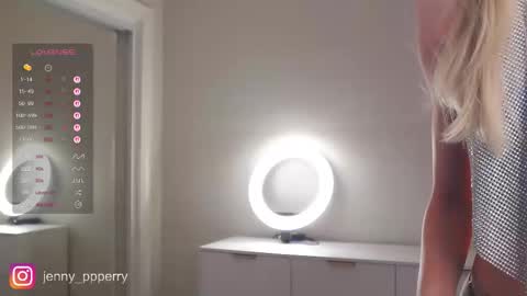 Jenny  Instagram jenny ppperry  NEXT LIVE TUESDAY  online show from October 29, 12:34 am