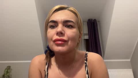 Jenny online show from January 22, 8:40 am