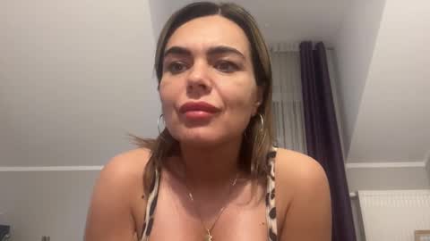 Jenny online show from February 8, 9:03 am