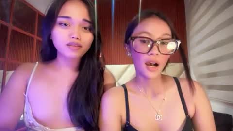 jenny_sweetgirlx online show from June 27, 5:02 am