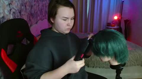 Jenny online show from February 10, 8:50 am