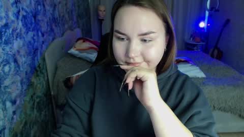 Jenny online show from November 7, 8:50 am