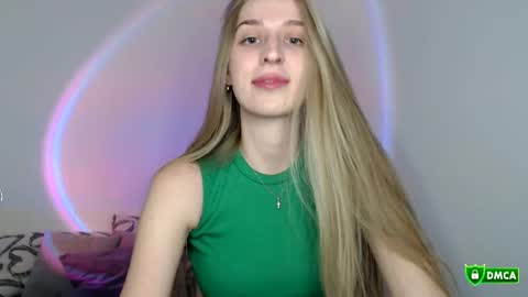 The Flower Power Models online show from January 18, 12:41 am