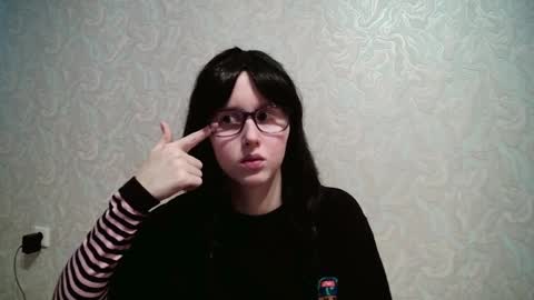 Snapshot of jennyolset chatting on March 5, 5:18 am JennyOlset online show from March 5, 5:18 am