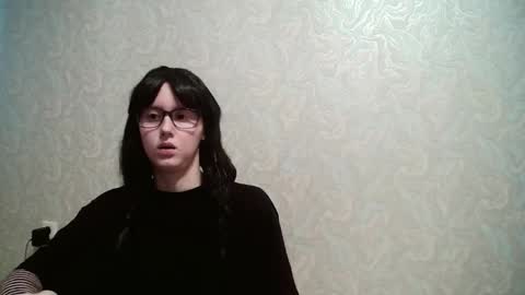 JennyOlset online show from February 24, 8:17 am