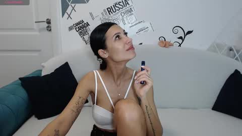 Jenny online show from February 27, 6:42 pm