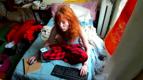 Snapshot of jenovakitty chatting on October 20, 4:01 pm Jenn - come to my onlyfans online show from October 20, 4:01 pm