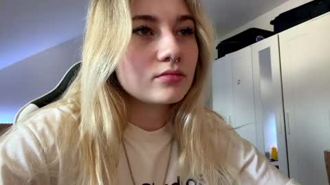 Sonya online show from July 28, 12:48 pm