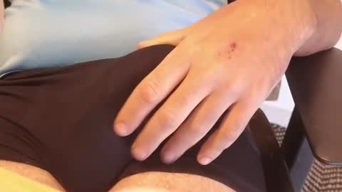 Machine  Sperme  online show from October 19, 9:47 am