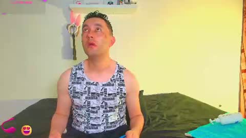 Jeremmyandstacy online show from June 9, 1:39 am