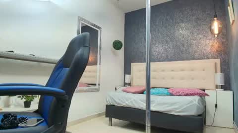   online show from July 13, 3:32 am