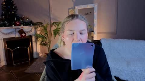 jes_solar online show from January 10, 10:04 pm