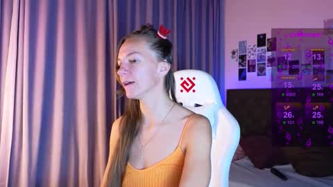 Snapshot of jesica_moon_peachy chatting on September 29, 2:21 am jesica_moon_peachy online show from September 29, 2:21 am