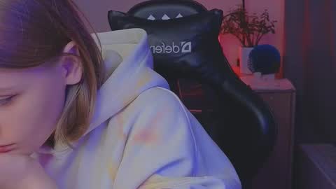  JessieVibes online show from March 4, 3:31 pm