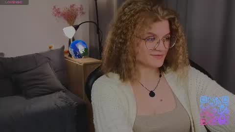  JessieVibes online show from July 7, 2:10 pm