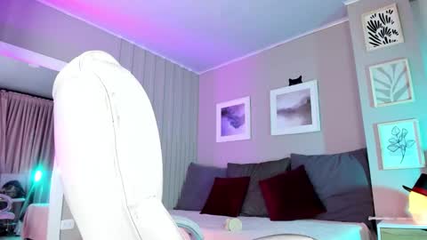 Jessie online show from November 14, 10:11 pm