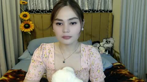 jess_goddes online show from June 19, 1:06 pm