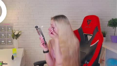 jessefost online show from April 2, 1:46 am